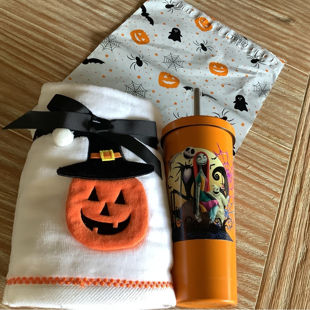 Halloween Pumpkin Towel and Trick-or-Treat Cup Set - White & Orange